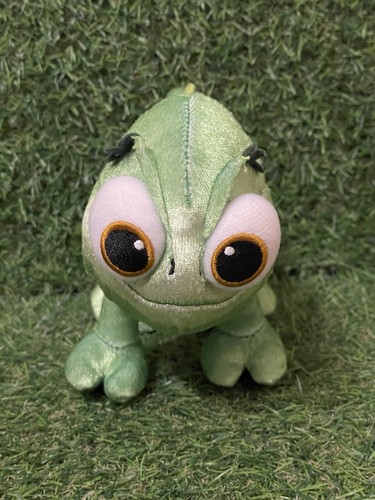 Disneyland paris pascal plush - disneyland,
